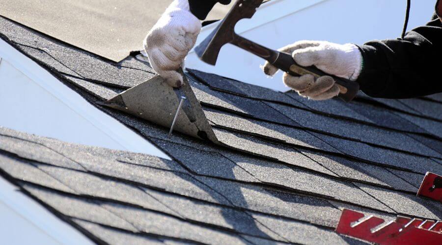 Professional gutter cleaning in Jennings, LA